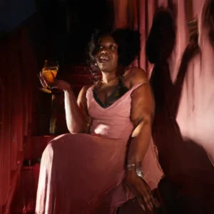 Yazmin Lacey – Wallpaper