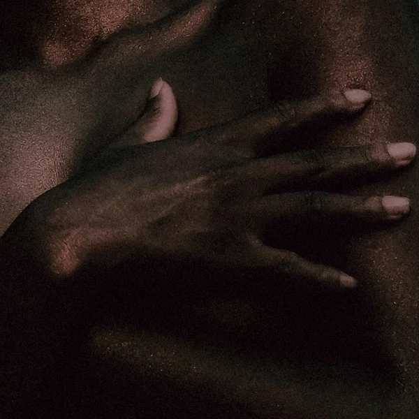 Ye Ali – Contagious ft. Pino